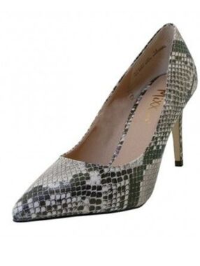 Mixx Black and Gray Pointed Toe Heels